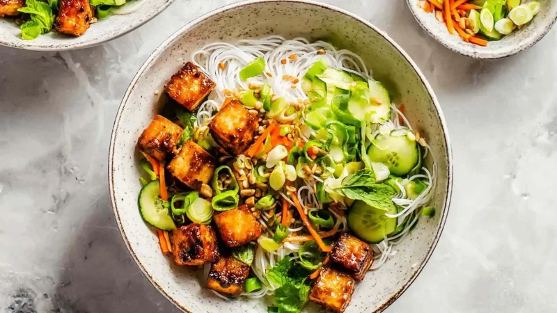 Vietnamese Chicken Noodle Bowls (Bun Ga Nuong)